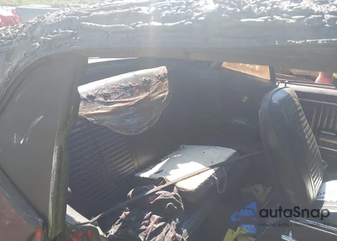 1967 Pontiac Firebird из США, поврежденный, VIN 223677U613259